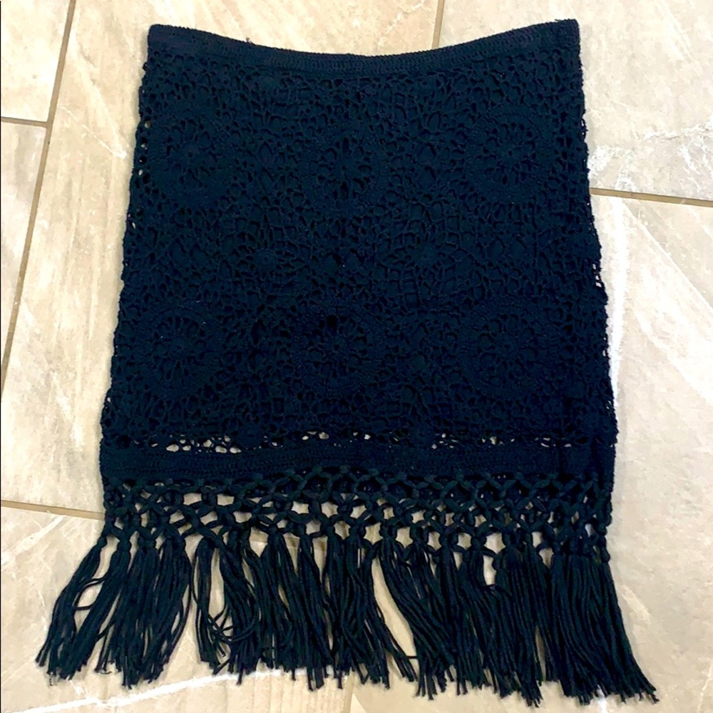 Tassel bottom skirt